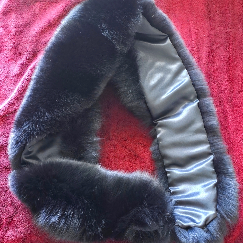 Brand New Real Fox Fur Neck Wrap / Collar – Genuine Fur, With Tags